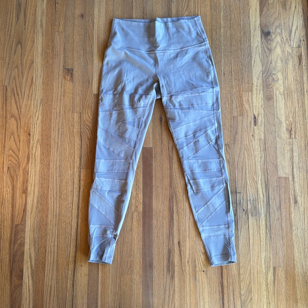 🍋 Lululemon Purple Yoga Leggings